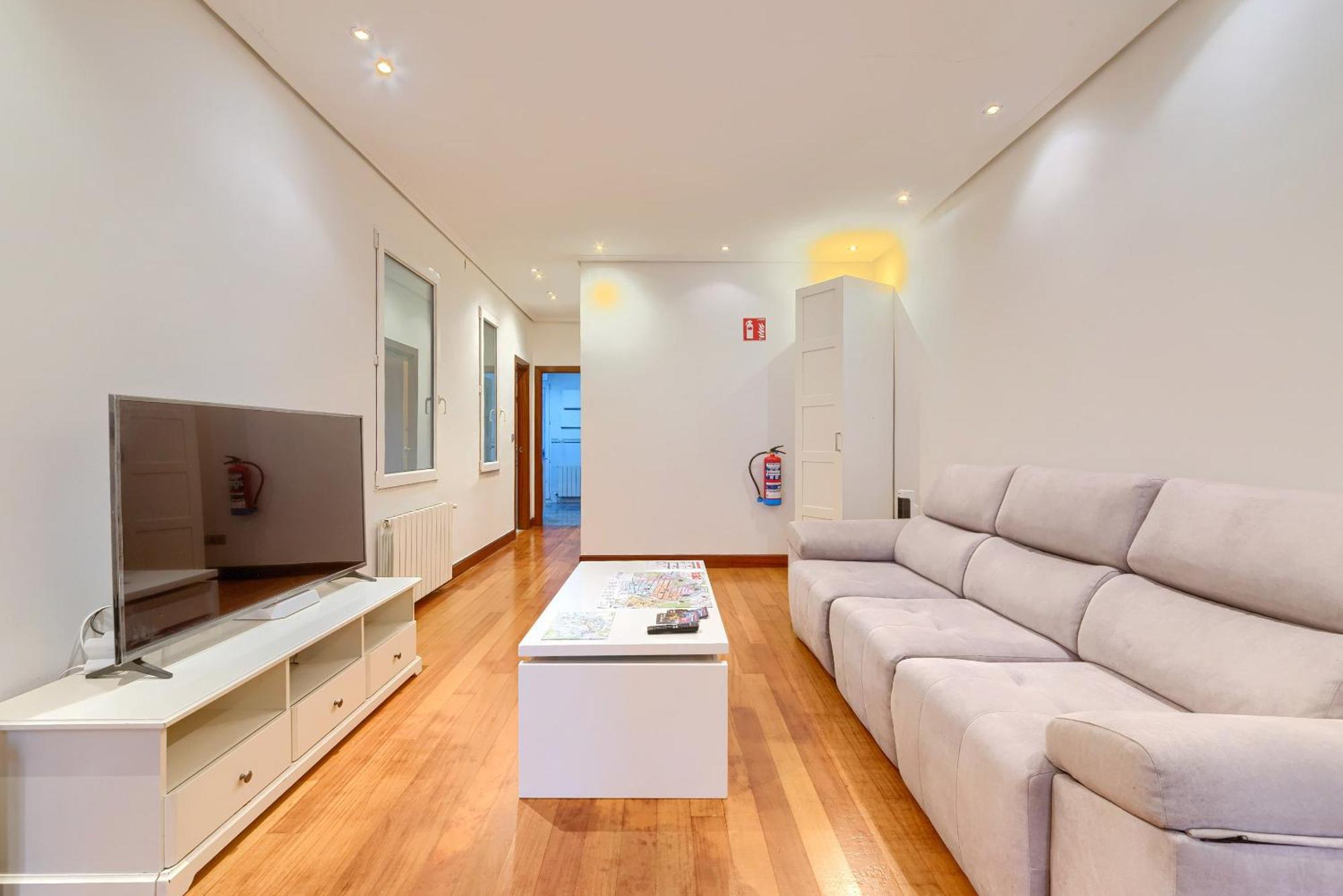 Apartamento Ayuntamiento Cerca Del Casco Viejo & Parking Bilbao Exterior foto